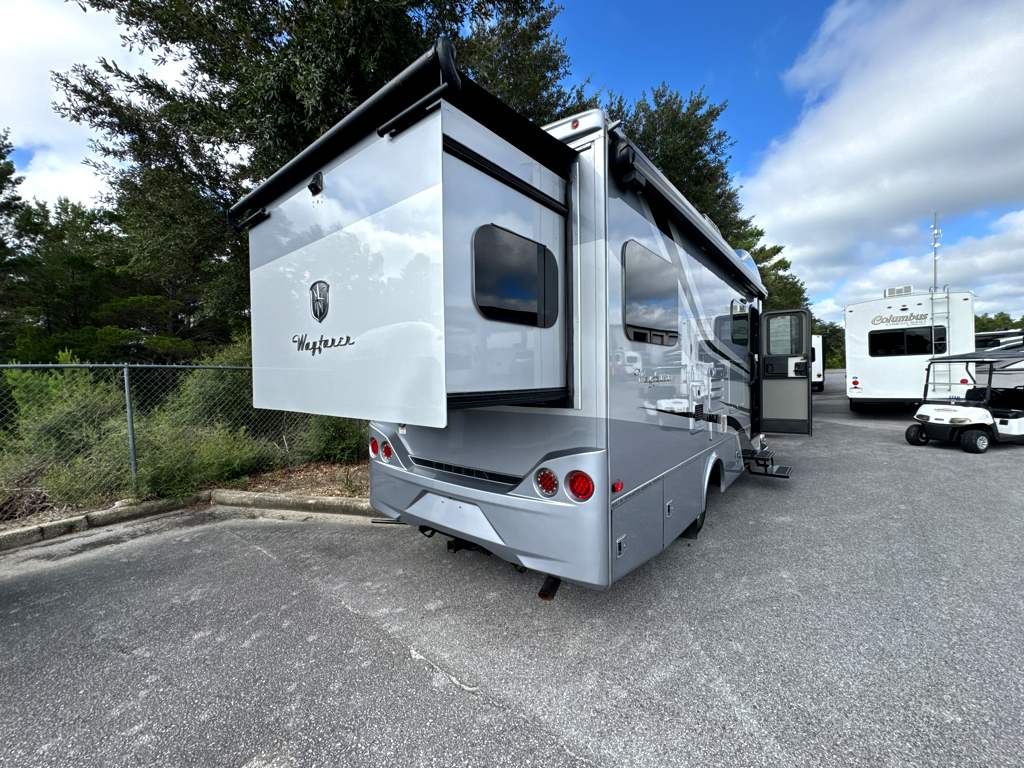 2020 TIFFIN WAYFARER 25 QW - Image 4