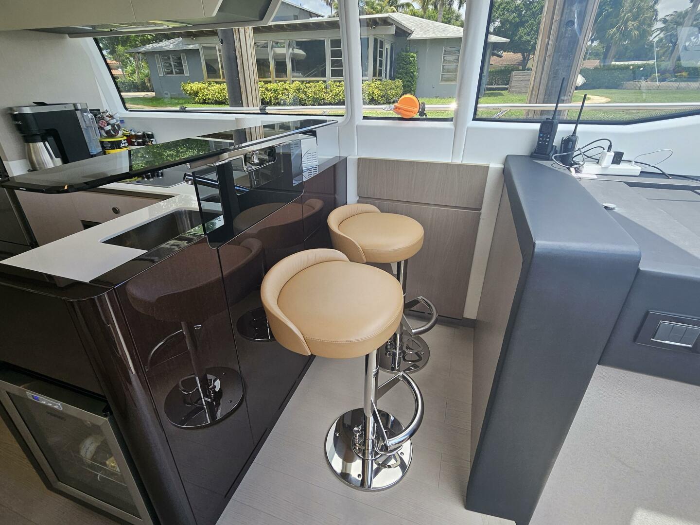 2022 Azimut 66 - Image 34