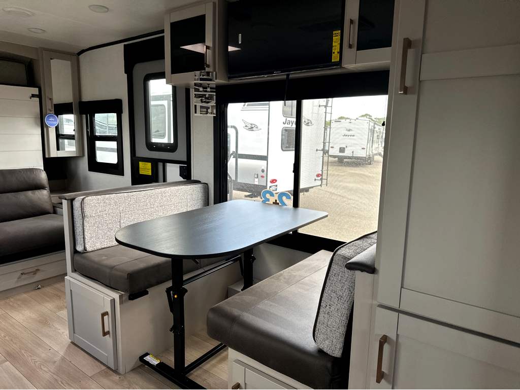 2027 JAYCO JAY FEATHER 21MML - Image 11