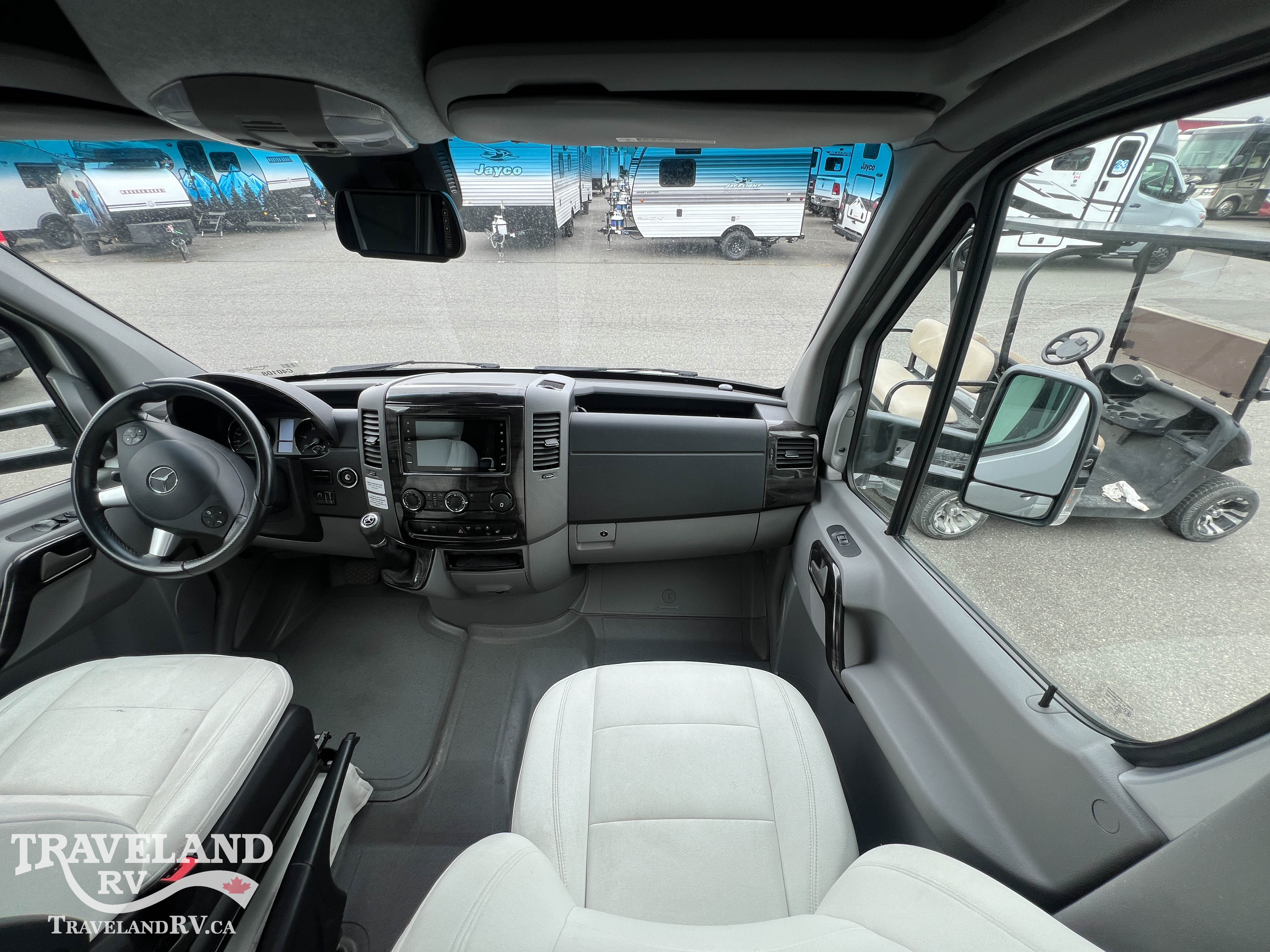 2019 Airstream Atlas Murphy Suite - Image 15