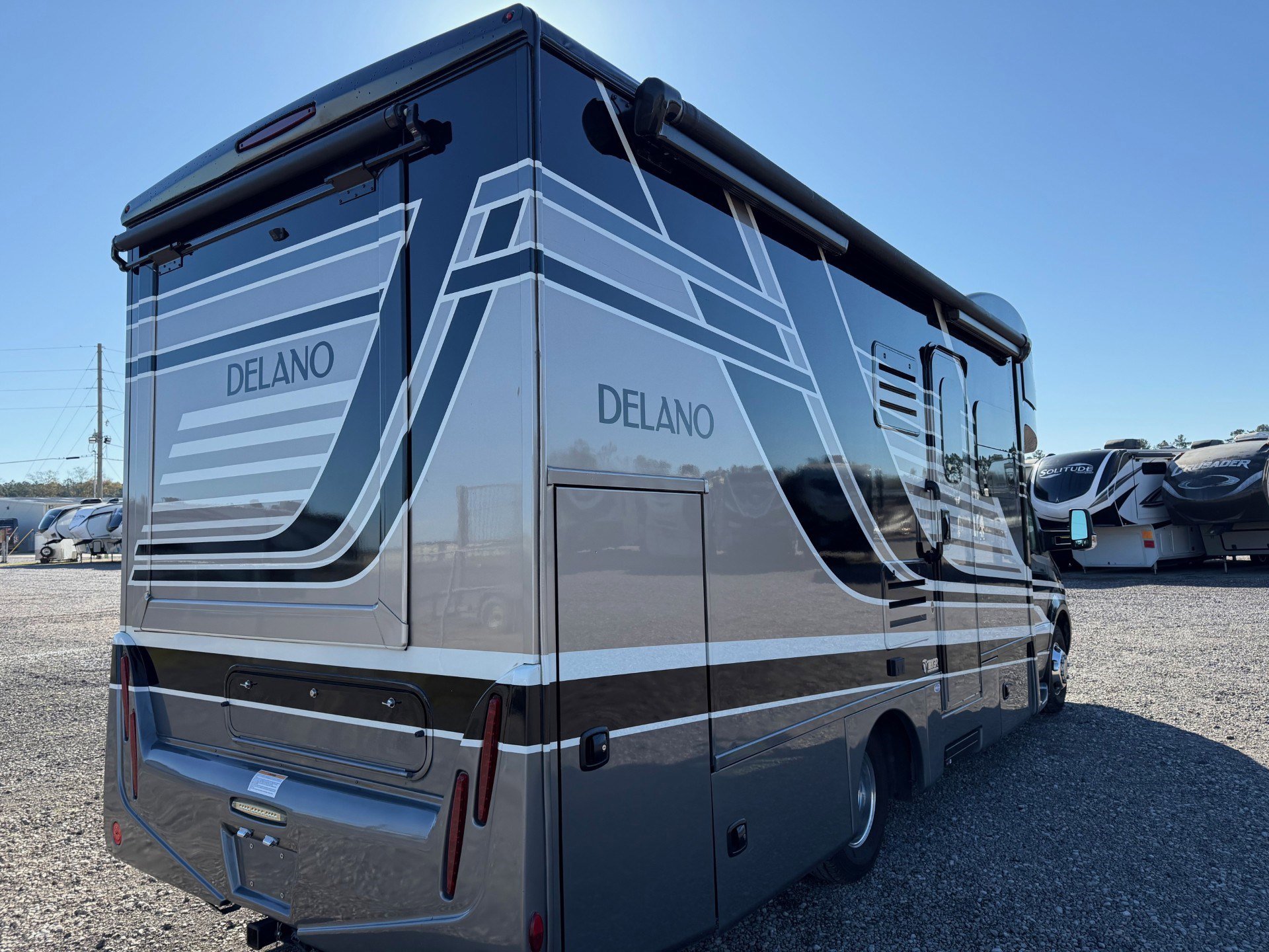 2022 THOR MOTOR COACH DELANO 24RW - Image 3
