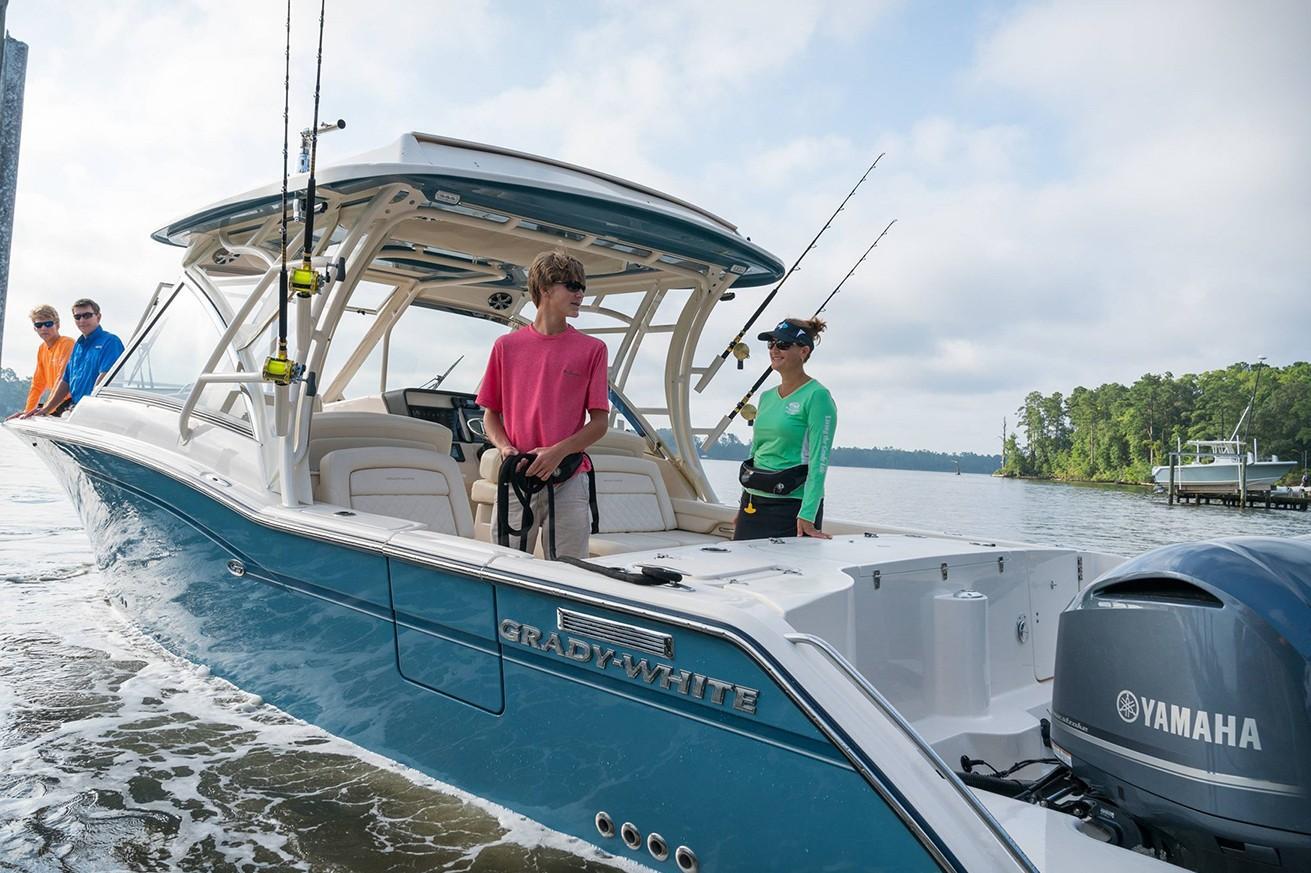  2019 Grady-White Freedom 325 - Image 14