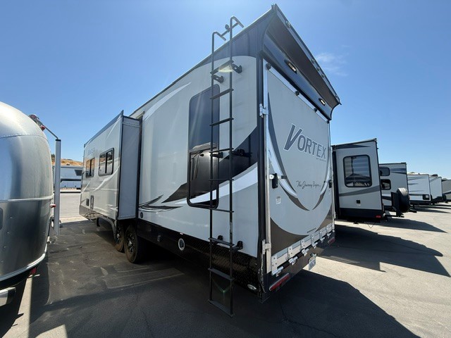 2019 Genesis Supreme Vortex 3016V - Image 5