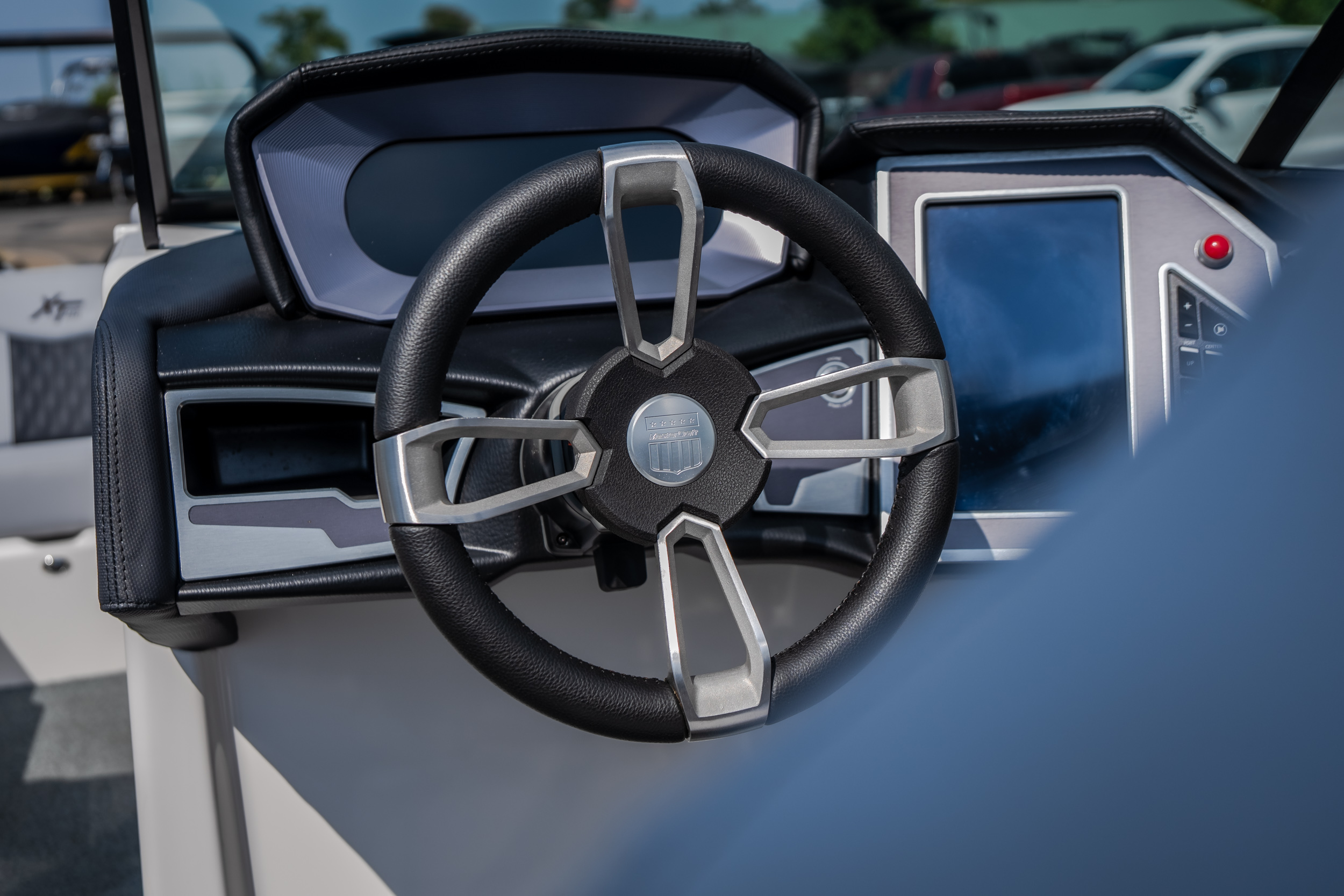 2024 MasterCraft XT25 - Image 13