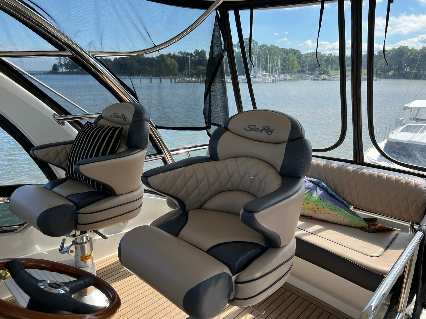 2005 Sea Ray 500 Sedan Bridge - Image 34