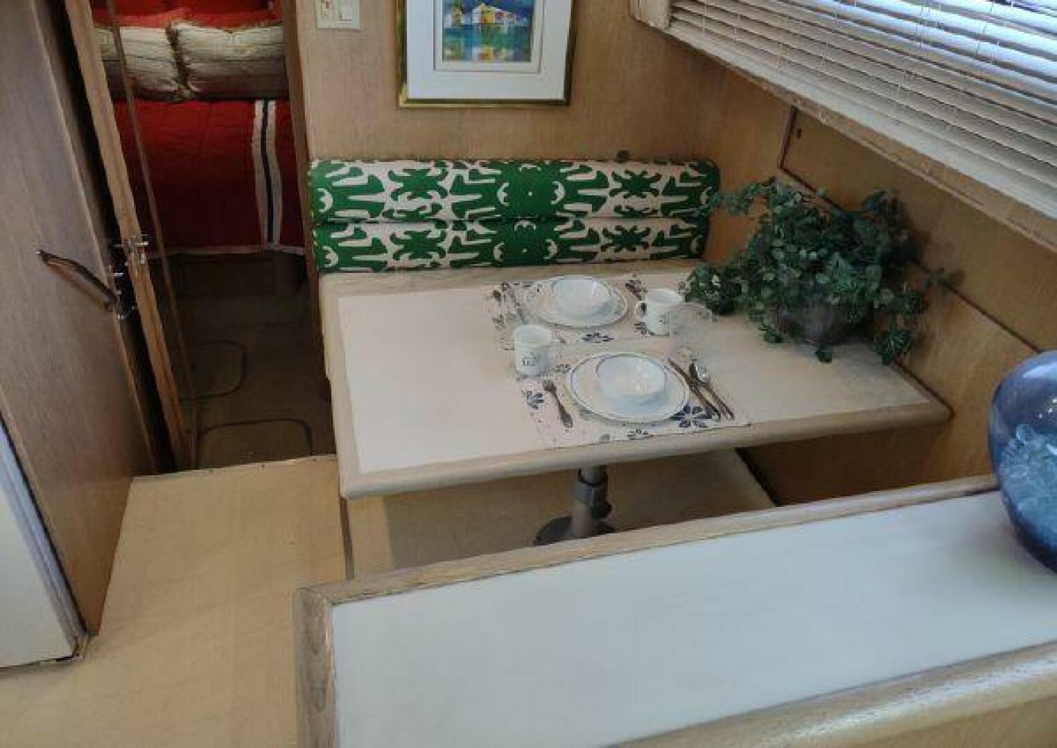 1996 Hatteras 50' Sport Deck - Image 38