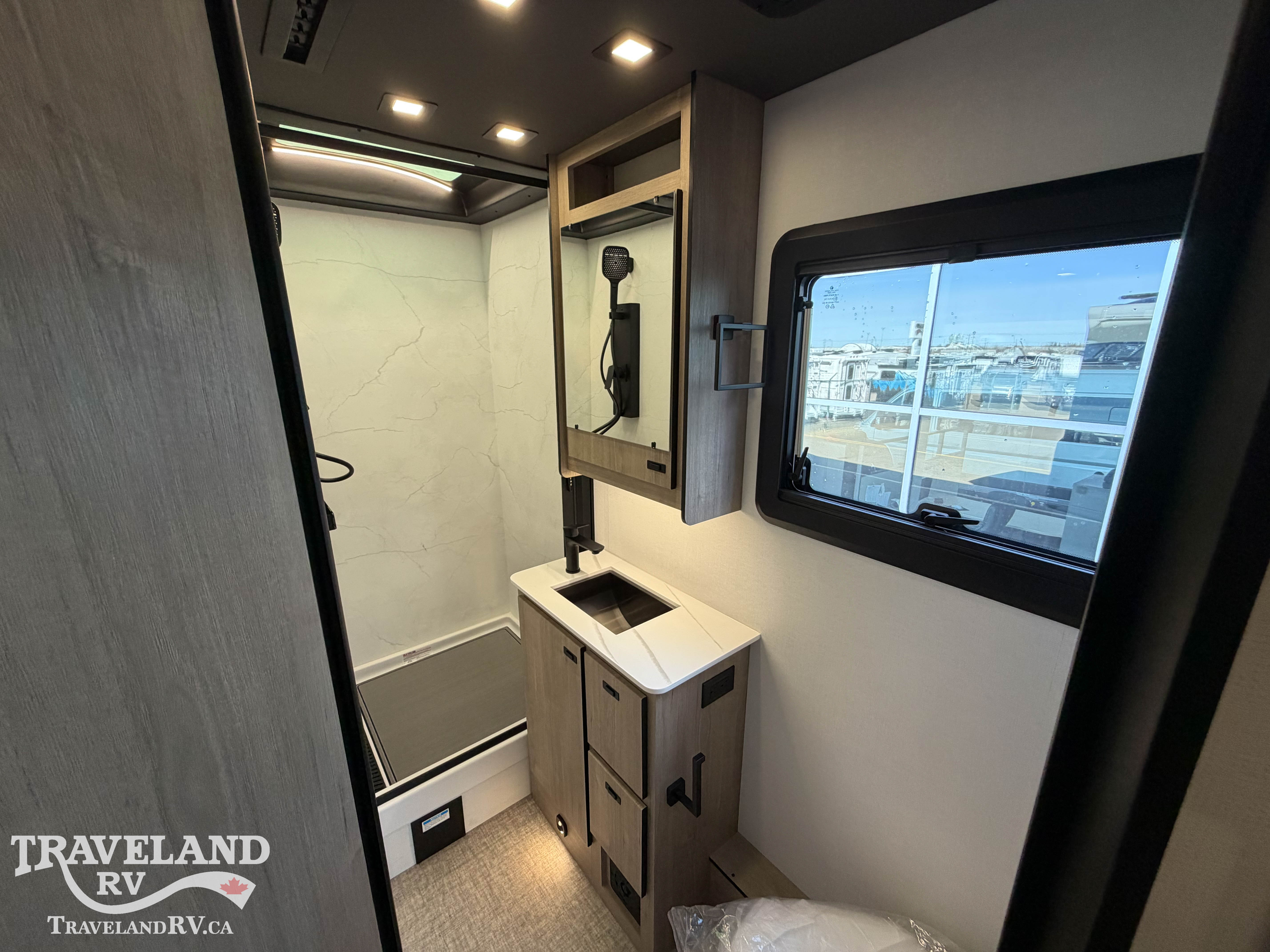 2026 Grand Design Lineage Series F 31ZW - Image 24