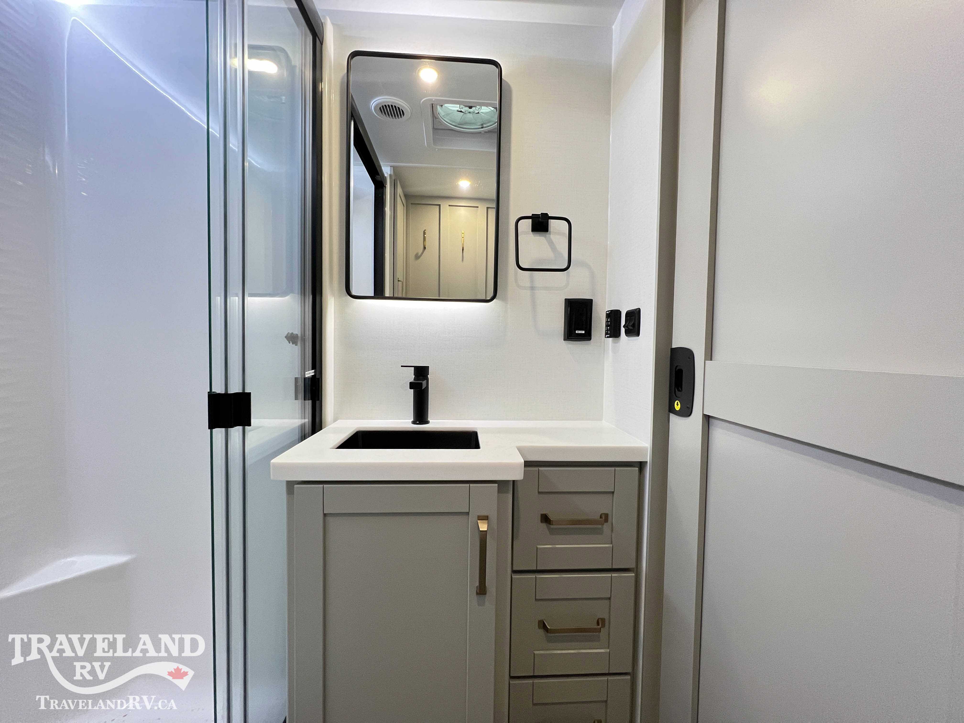 2026 Brinkley RV Model Z 3100 - Image 38