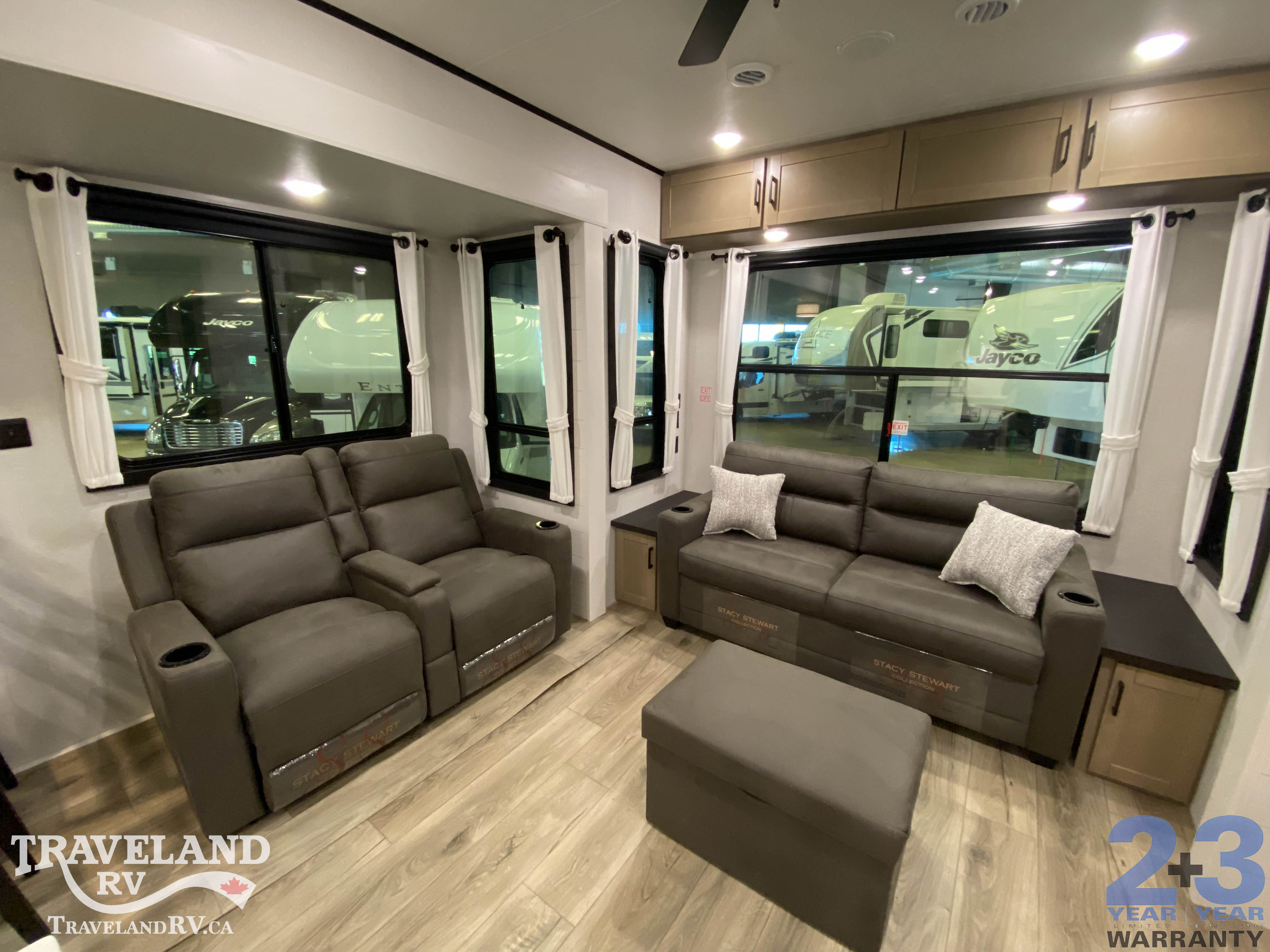 2026 Jayco Jay Flight Bungalow 40RLTS - Image 16