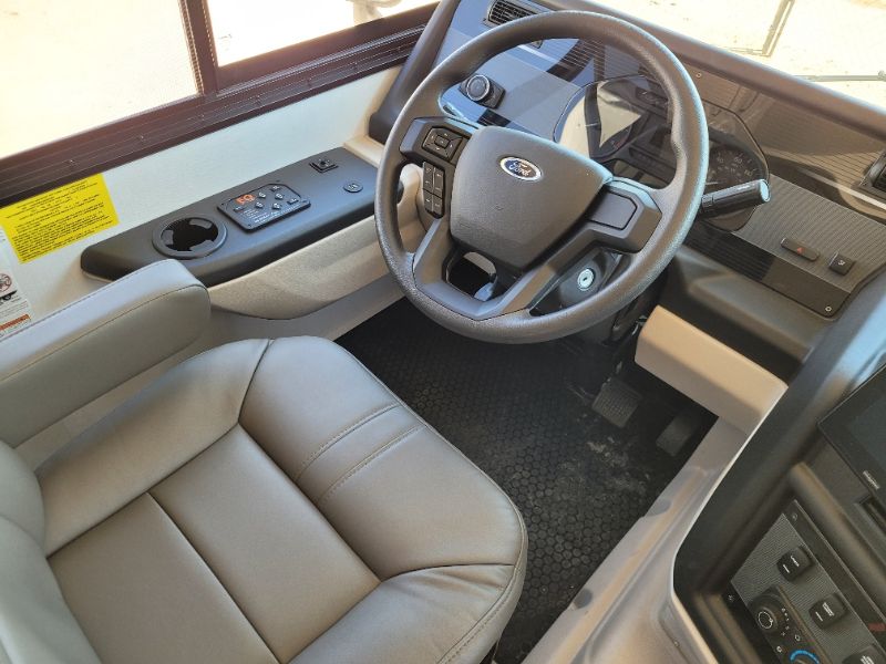 2026 Entegra Coach Vision XL 31UL - Image 5