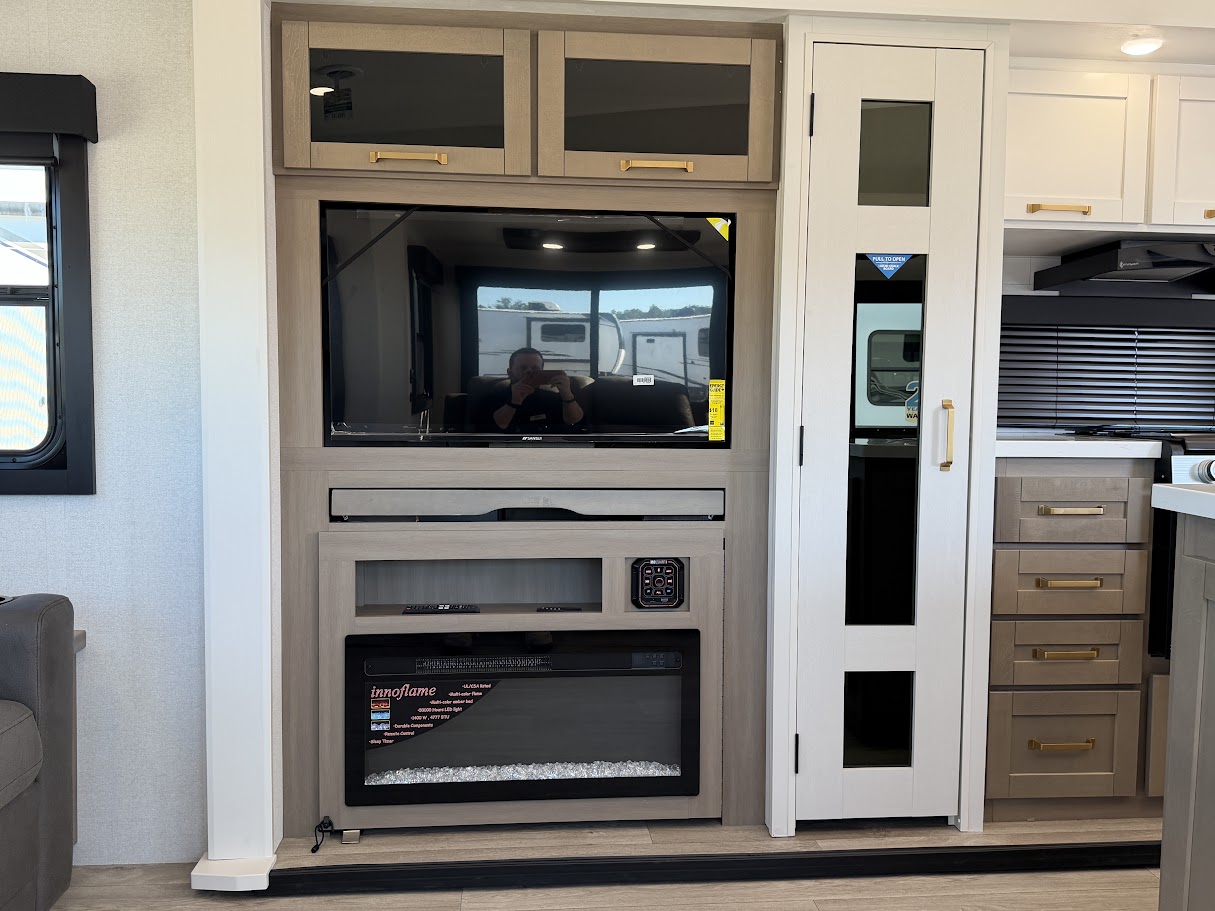 2027 JAYCO EAGLE 29RLC - Image 23