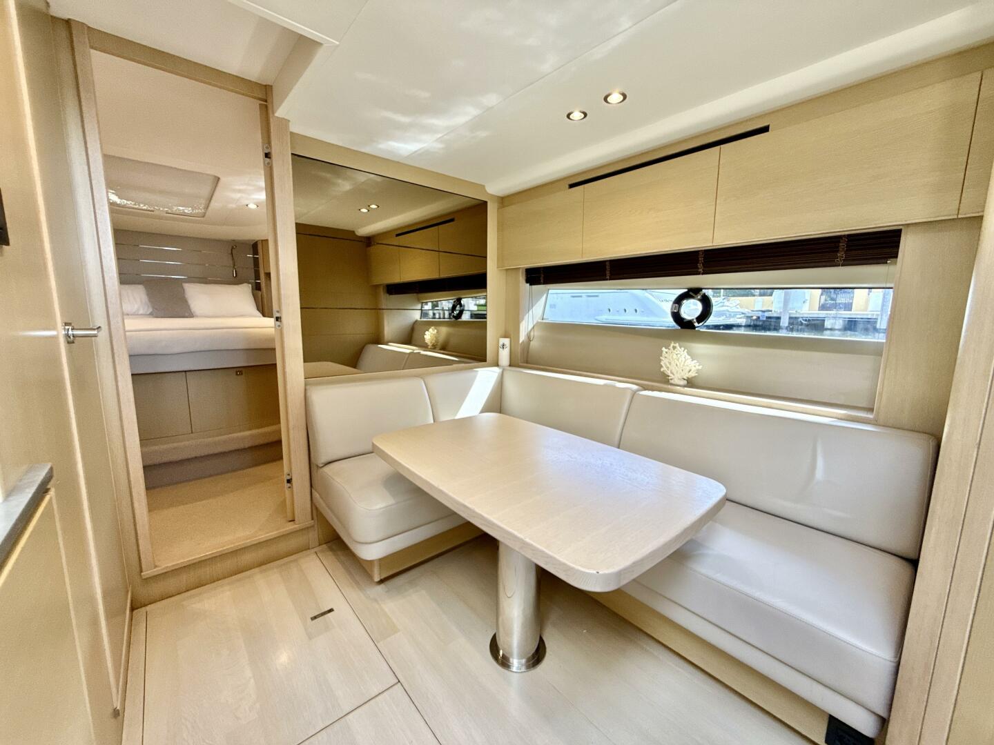2017 Princess V58 - Image 14