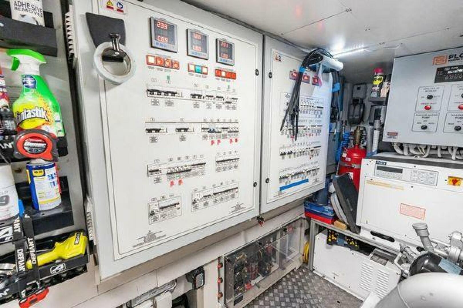 2019 Pershing - Image 101