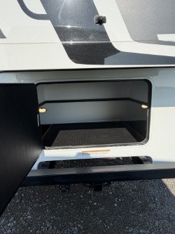 2027 JAYCO GREYHAWK 30Z - Image 13
