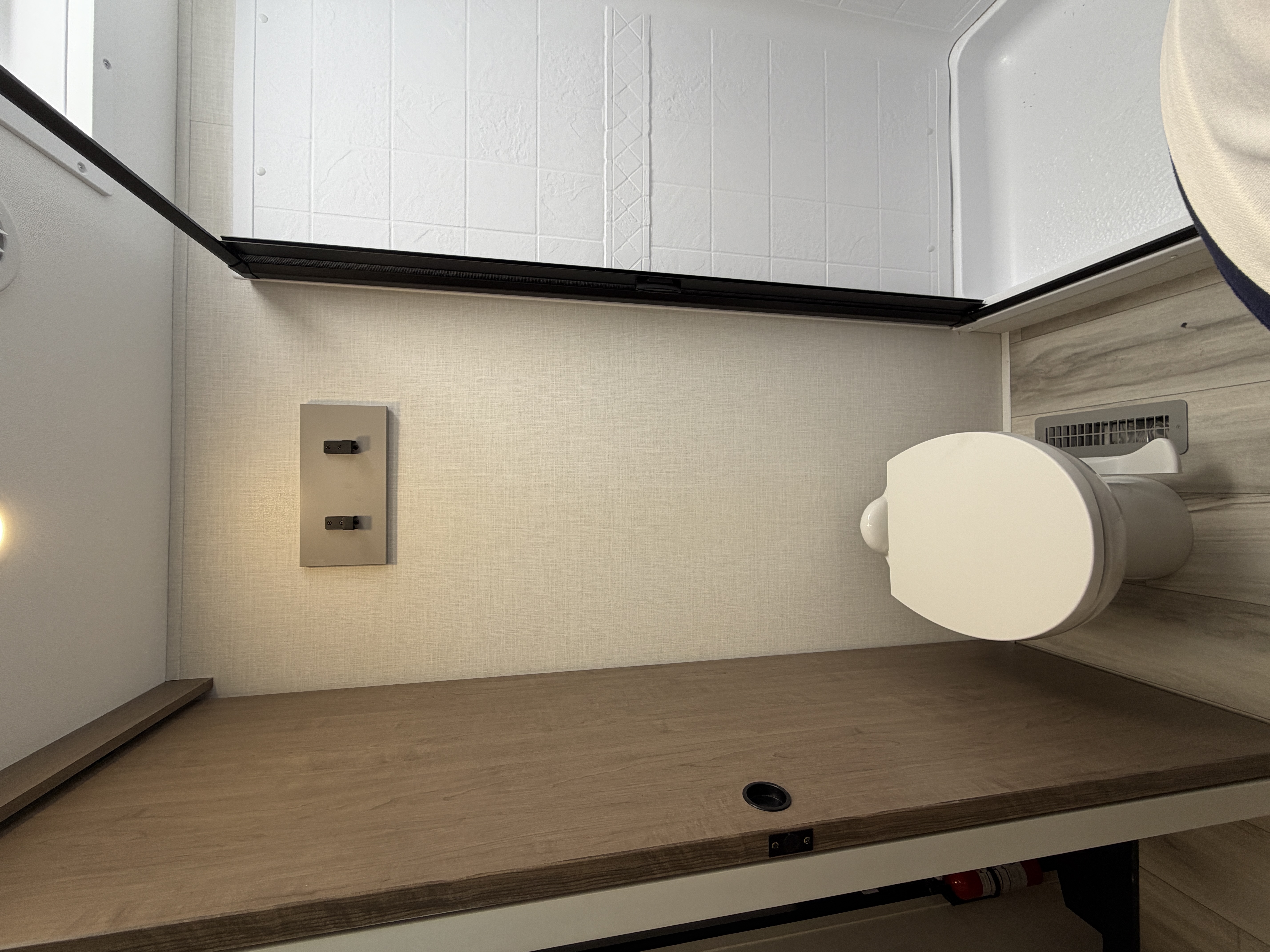 2026 KZ RV Durango Half-Ton D286BHD - Image 33