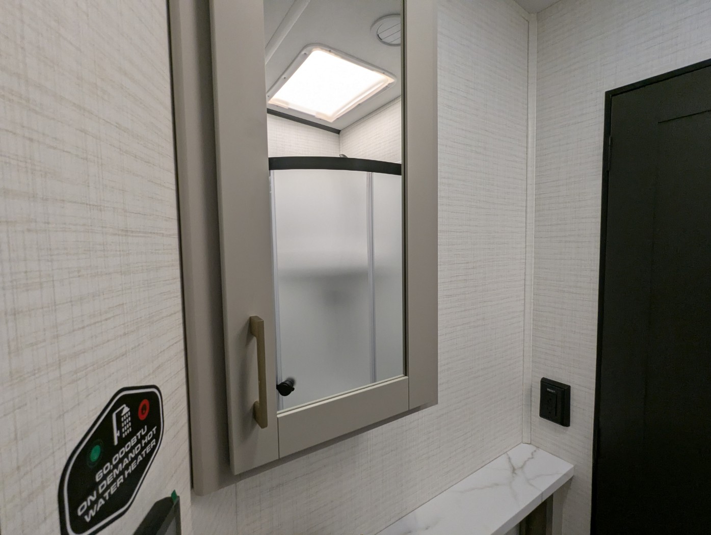 2027 Forest River Stealth 2900 - Image 28