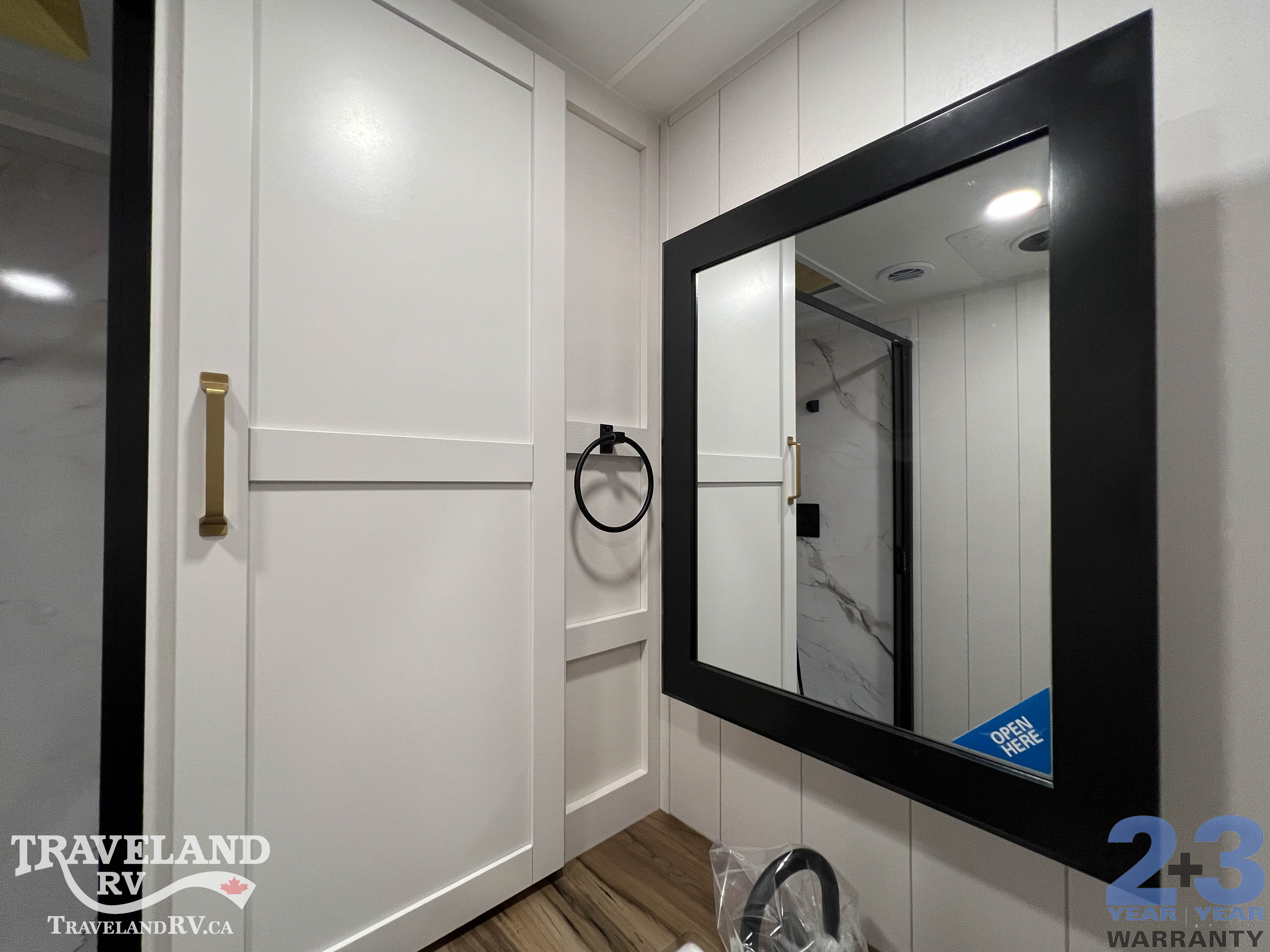2027 Jayco Eagle 312BHOK - Image 41