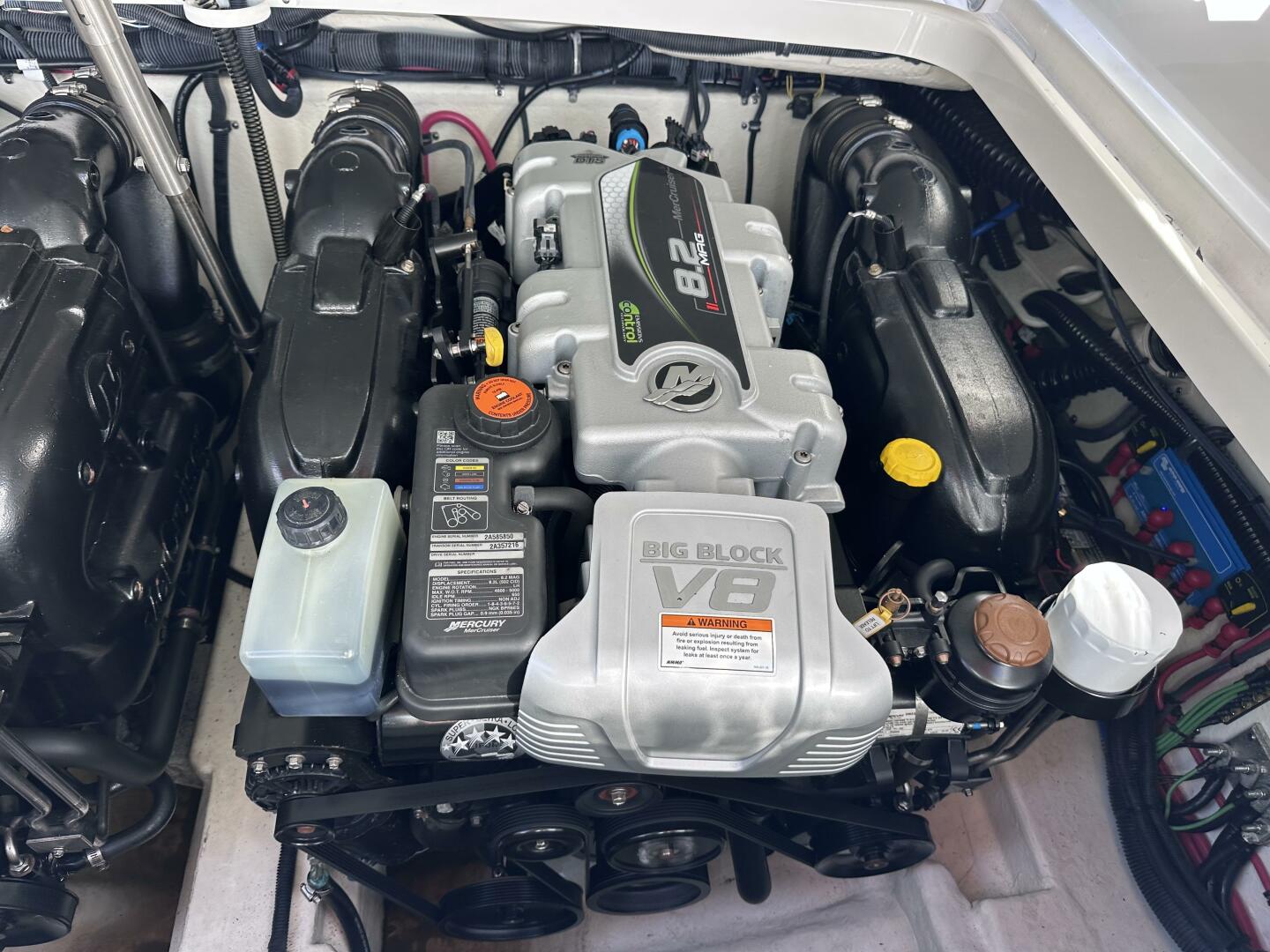 2019 Formula 310 - Image 12