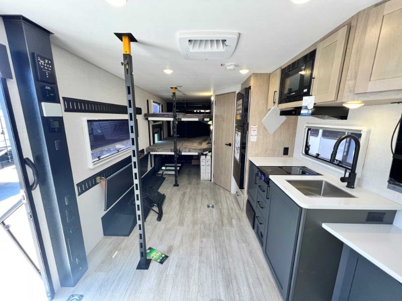 2026 Ember RV Overland Series 240TKR - Image 9