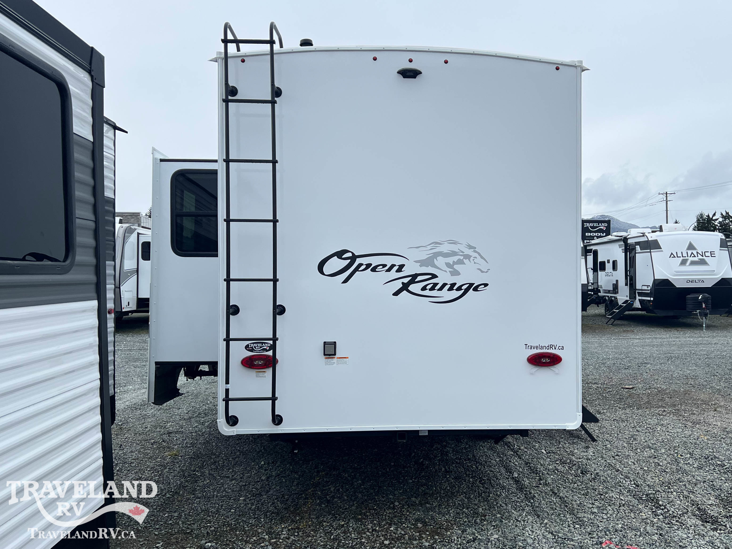 2026 Highland Ridge Roamer Light Duty 27RBOS - Image 7