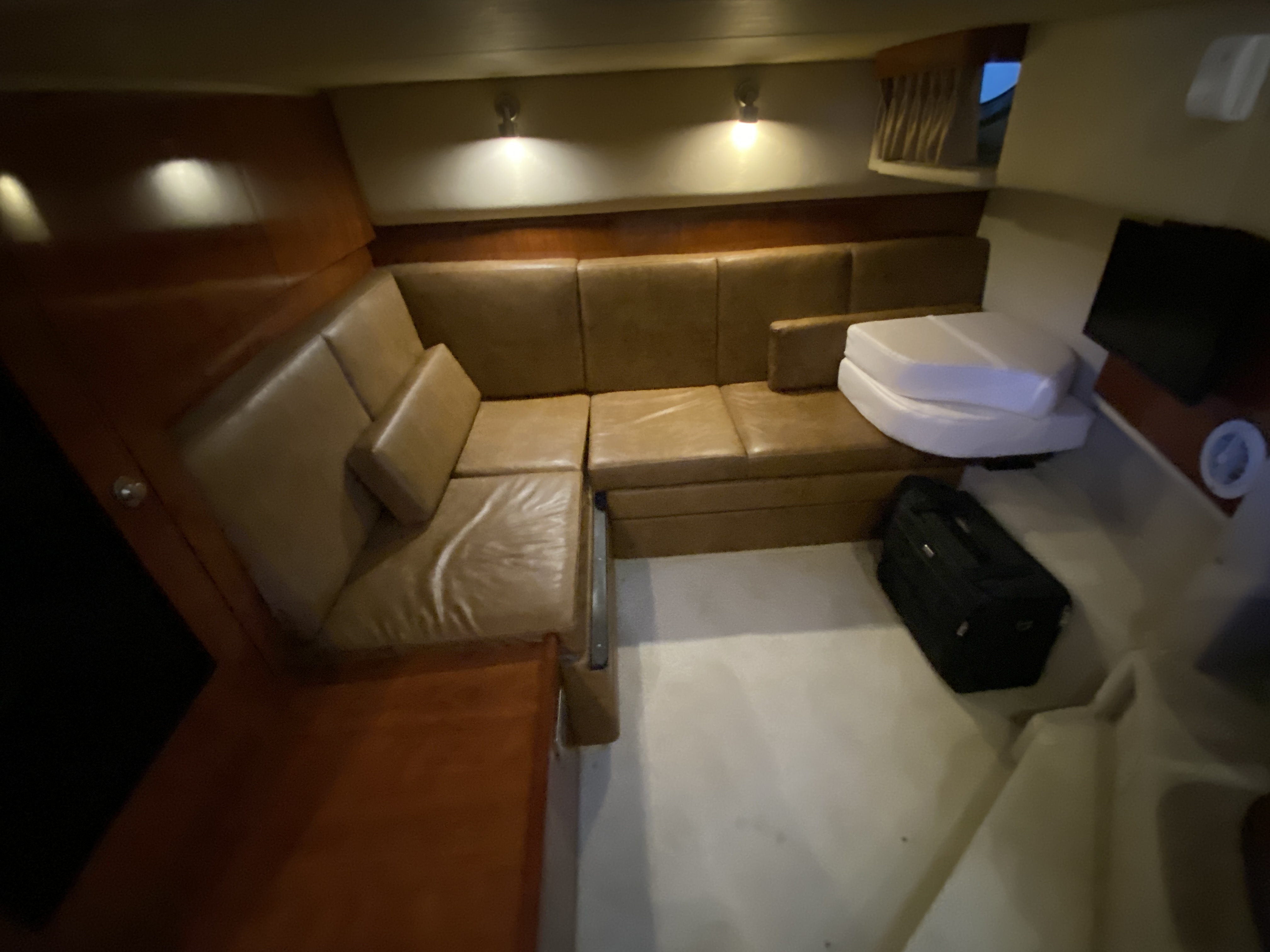 2006 Sea Ray 38 Sundancer - Image 40