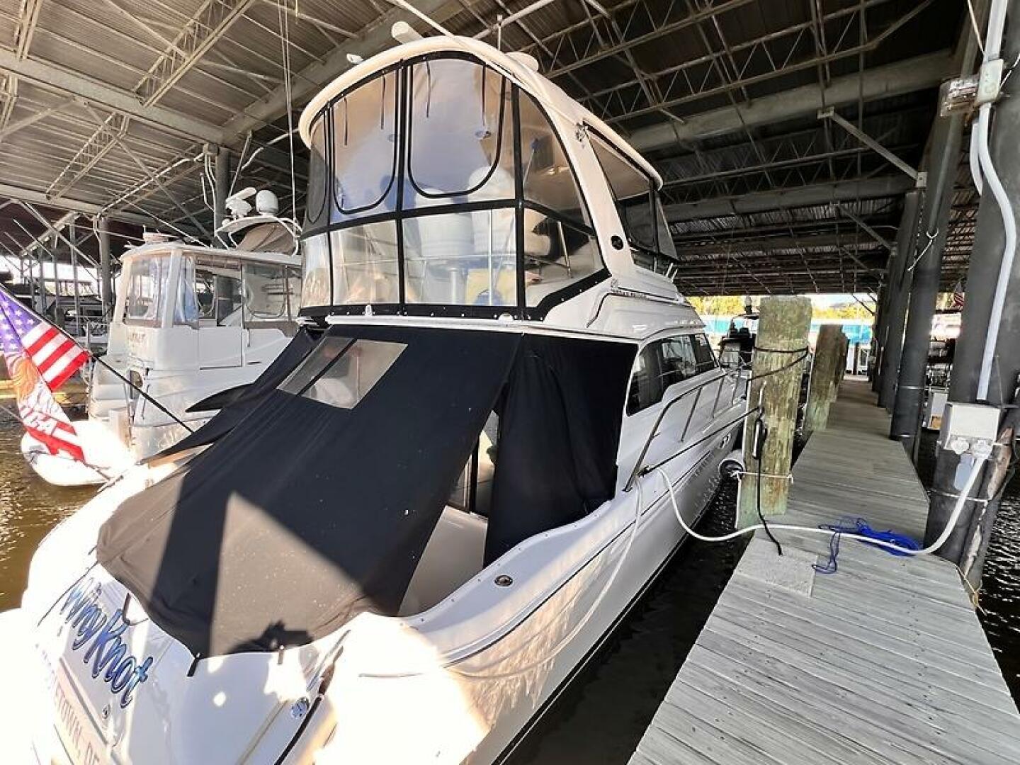 2003 Sea Ray 480 Sedan Bridge - Image 7