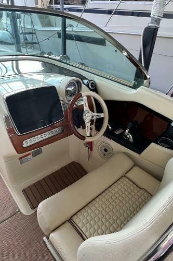 2020 Chris-Craft Launch 31 GT - Image 21