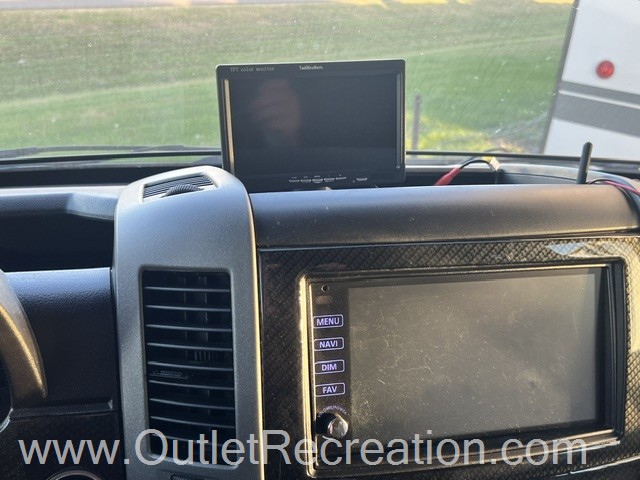 2019 Winnebago View 24D - Image 9