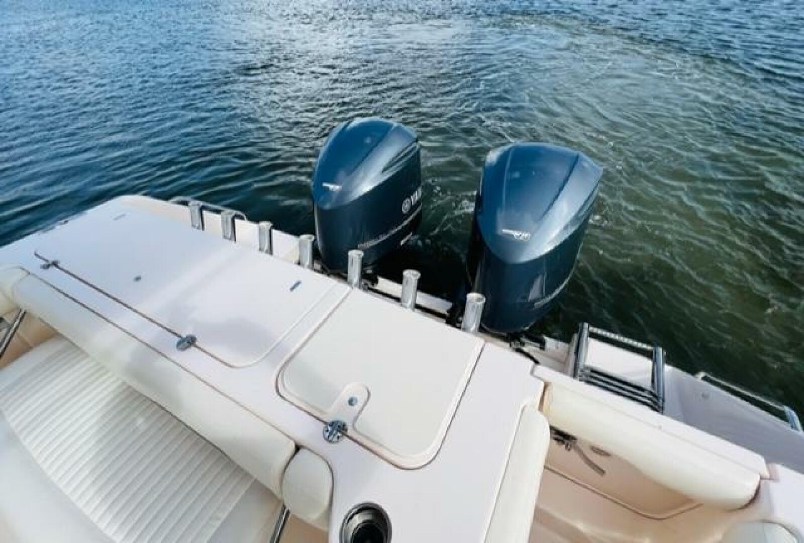 2014 Grady-White Freedom 335 - Image 9