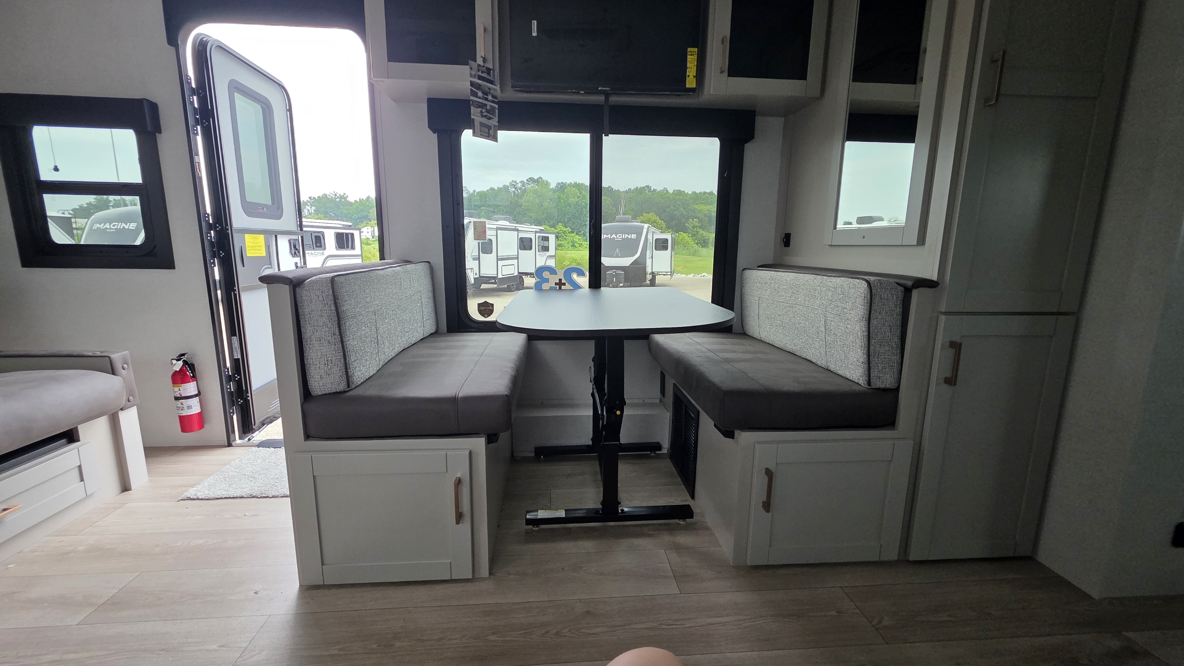 2027 JAYCO JAY FEATHER 21MML - Image 12