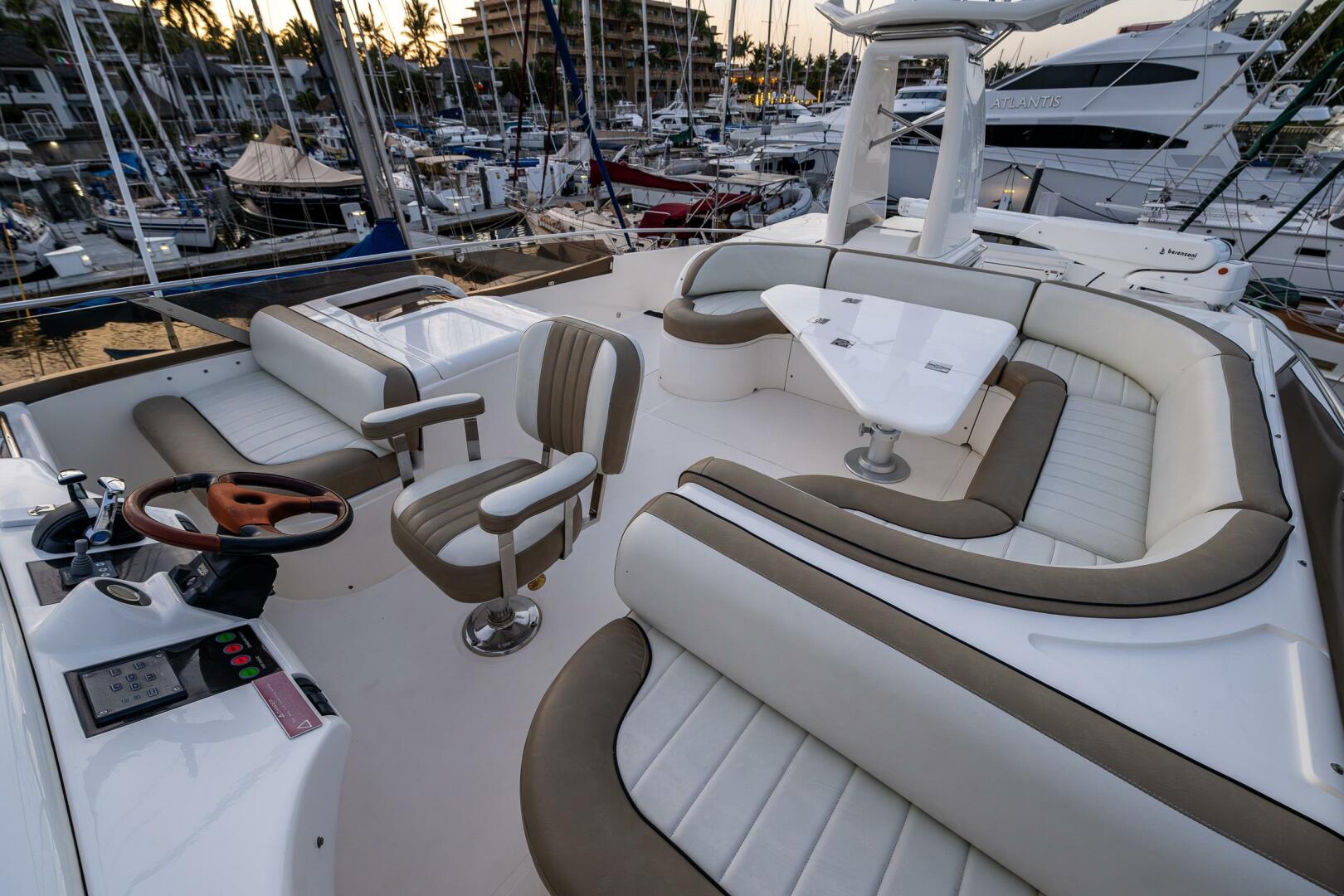 2002 Viking Princess 72 Princess Yacht - Image 24