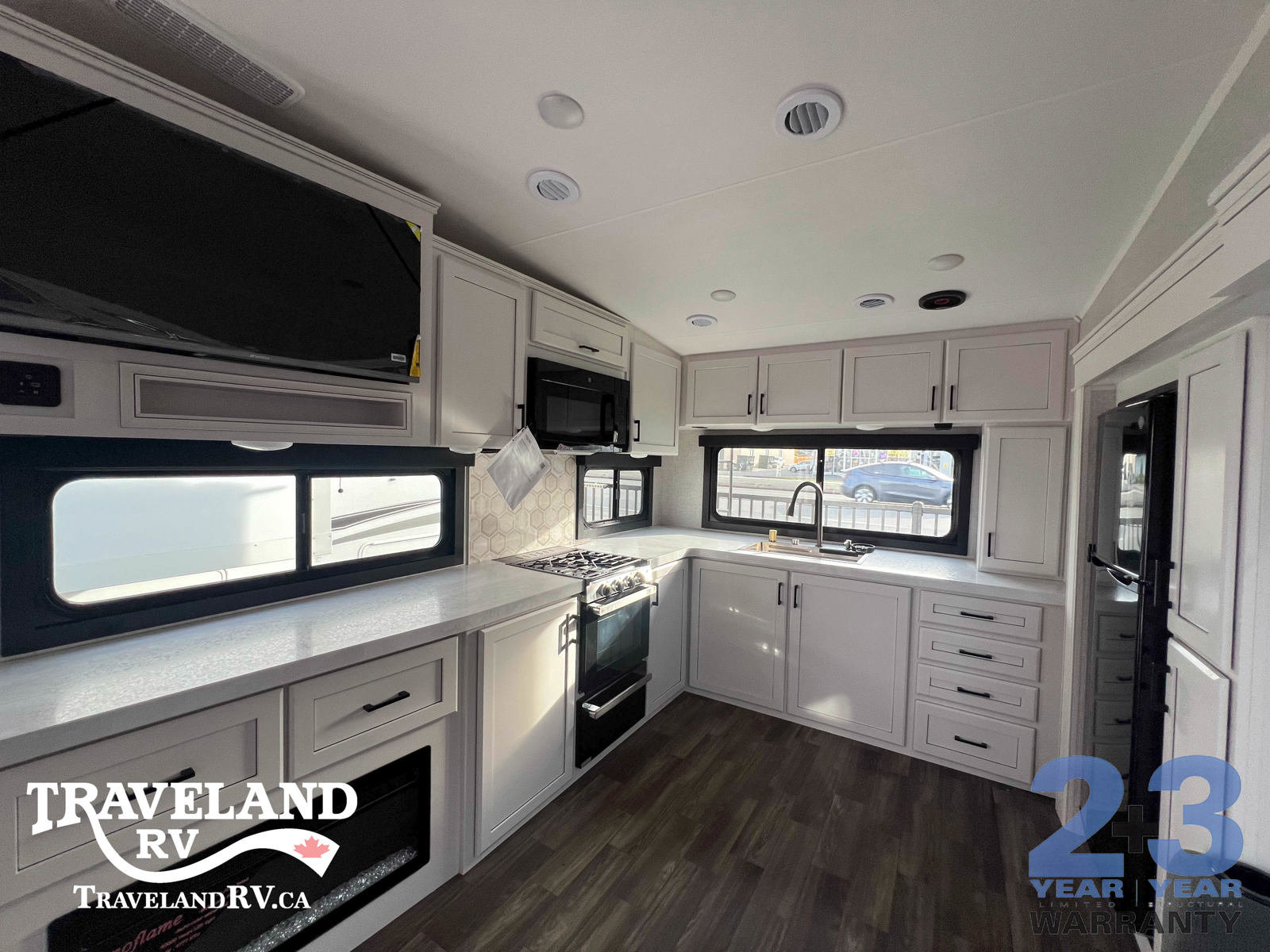 2025 Jayco Eagle HT 27MLC - Image 9