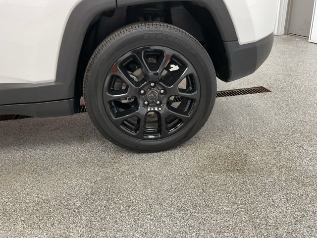 2025 Jeep Compass Limited 4x4 - Image 11