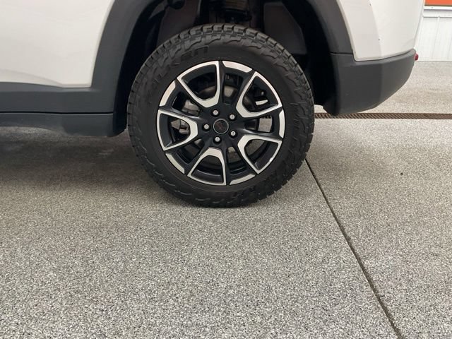 2025 Jeep Compass Trailhawk 4x4 - Image 10
