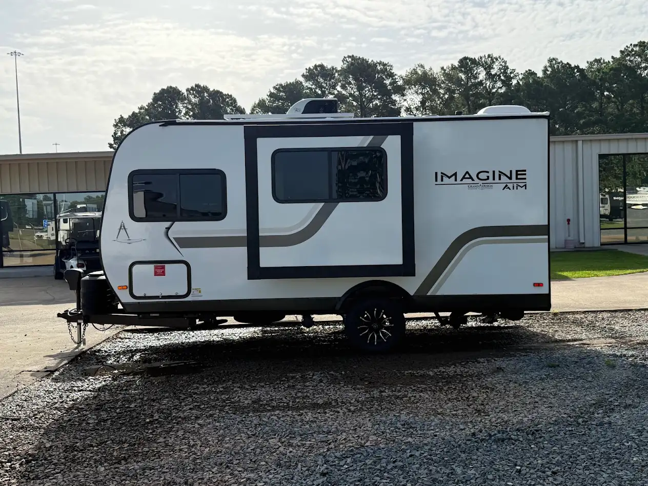 2027 Grand Design Imagine AIM 16MLA - Image 5