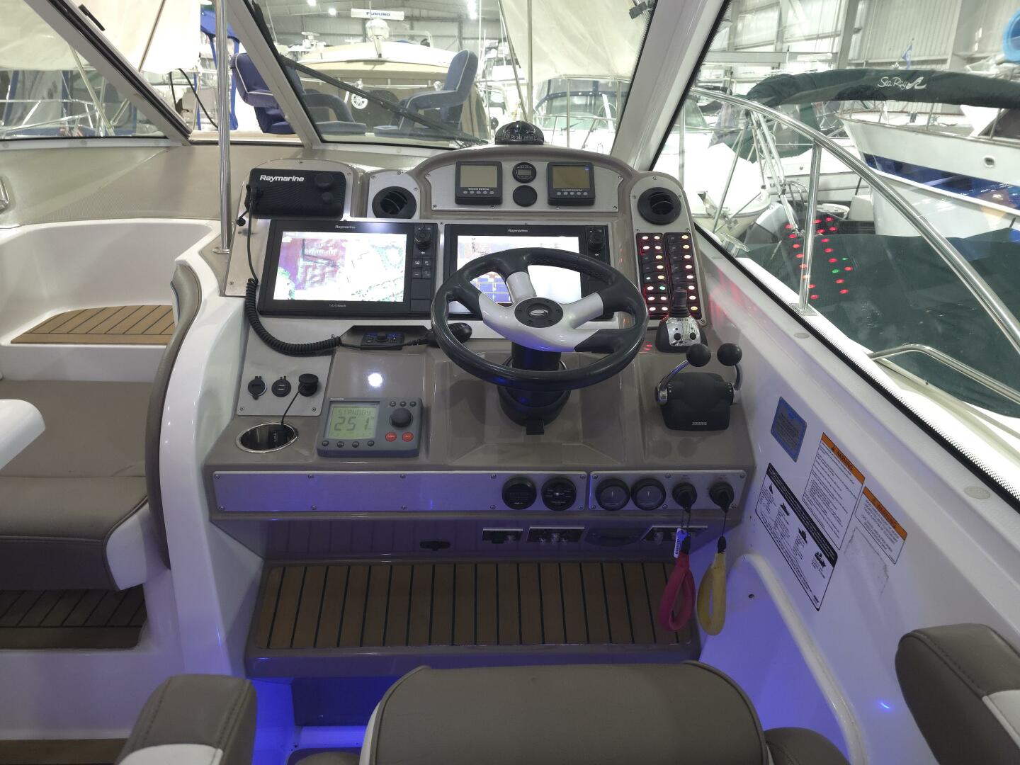 2008 Cruisers Yachts - Image 40