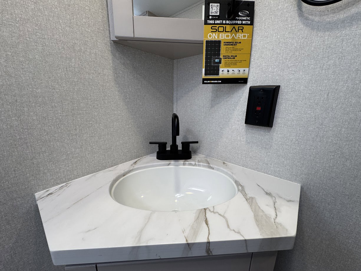 2026 JAYCO JAY FEATHER AIR 19MBS - Image 34