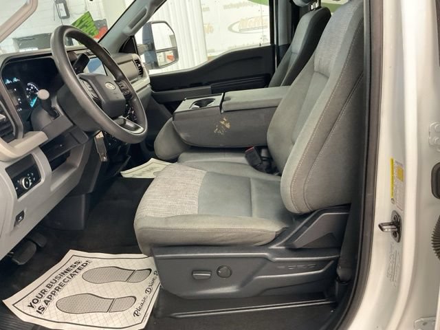 2025 Ford F-250 Super Duty XLT - Image 21