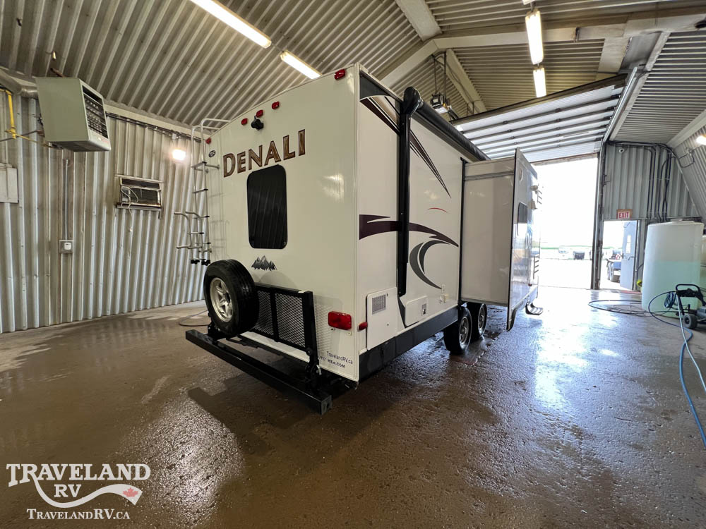 2013 Dutchmen Denali 268RB - Image 9
