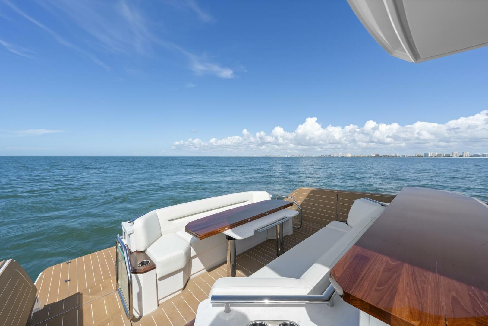 2023 Tiara Yachts EX 60 - Image 41