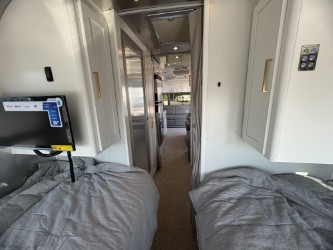 2026 AIRSTREAM CLASSIC 28RBT - Image 20
