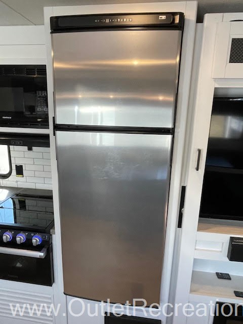2022 KEYSTONE RV HIDEOUT 29DFS - Image 14