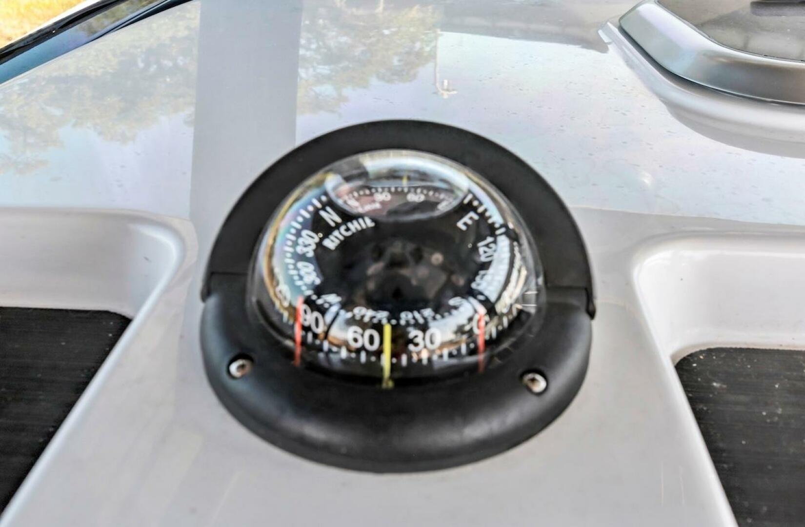 2022 Sportsman Open 352 Center Console - Image 22