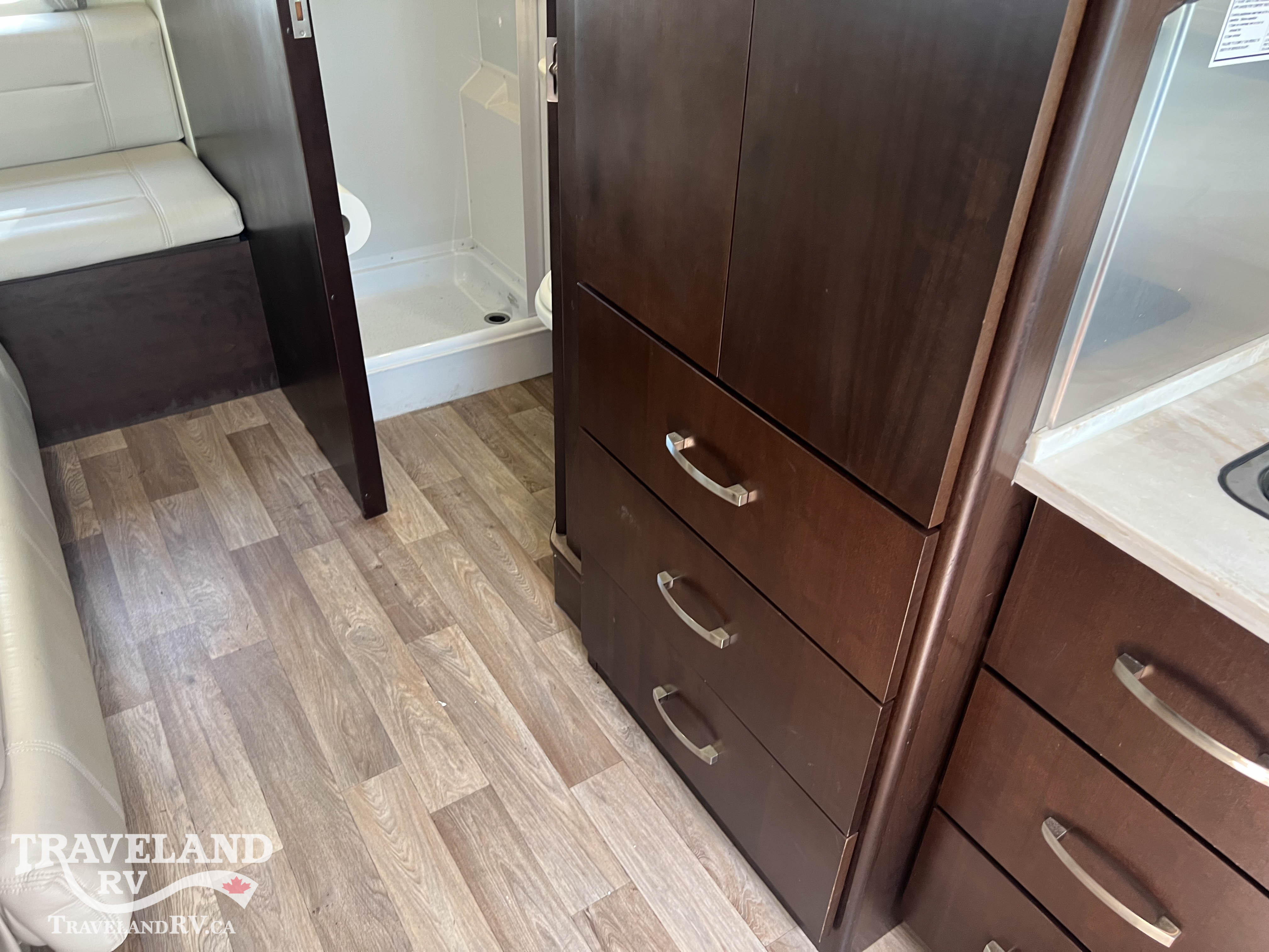 2015 Leisure Travel SERENITY S24CB - Image 25