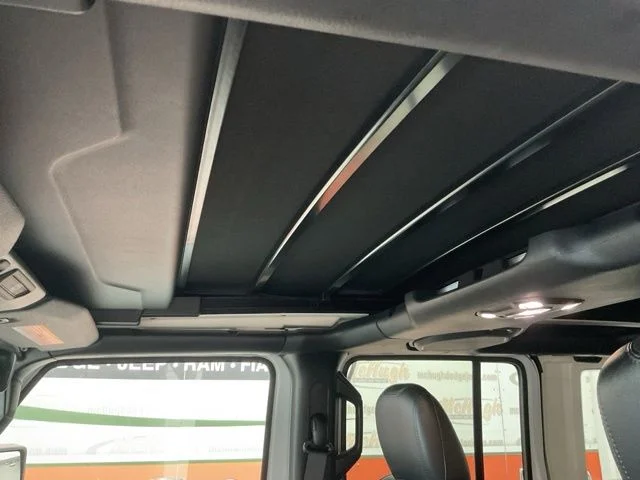 2022 Jeep Wrangler Util 4D Sahara High Altitude 4WD I4 - Image 20