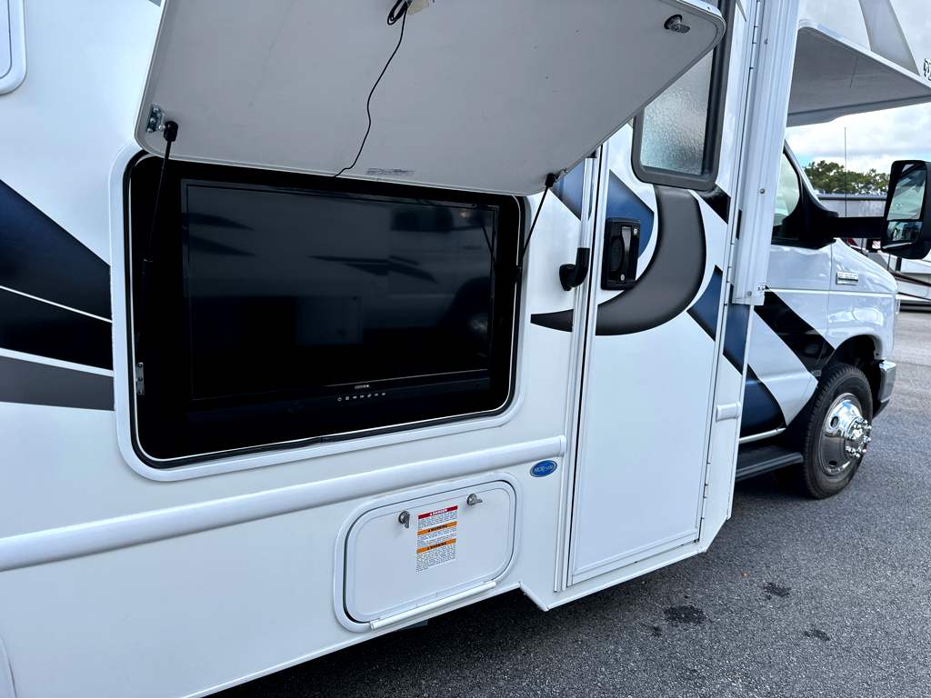 2023 THOR MOTOR COACH MAGNITUDE GA22 - Image 6