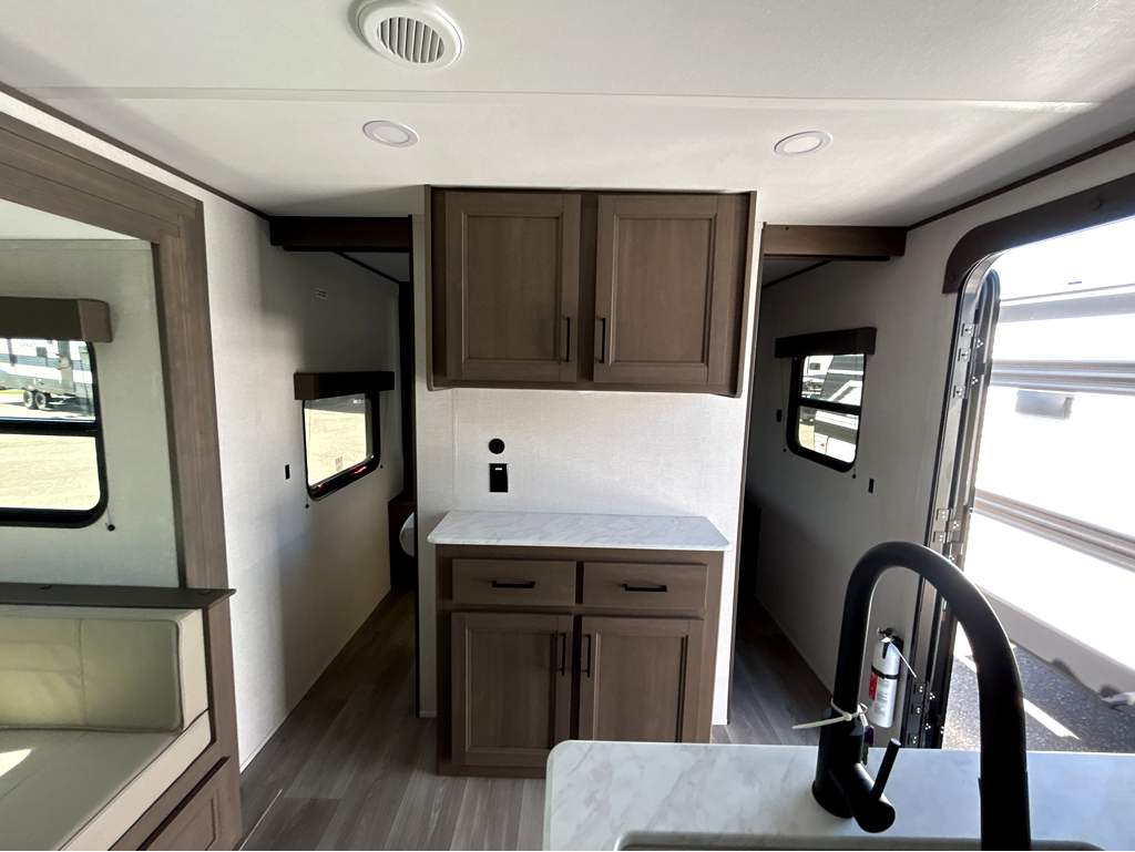 2026 GRAND DESIGN TRANSCEND 27DBX - Image 24