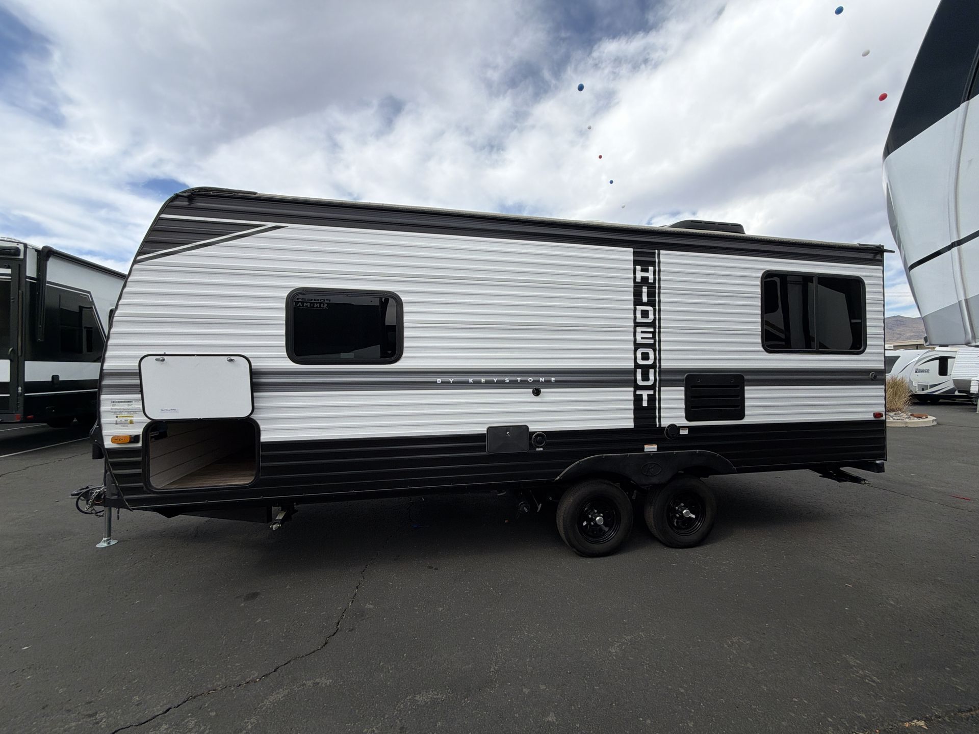 2022 Keystone Hideout West 20RDWE - Image 4