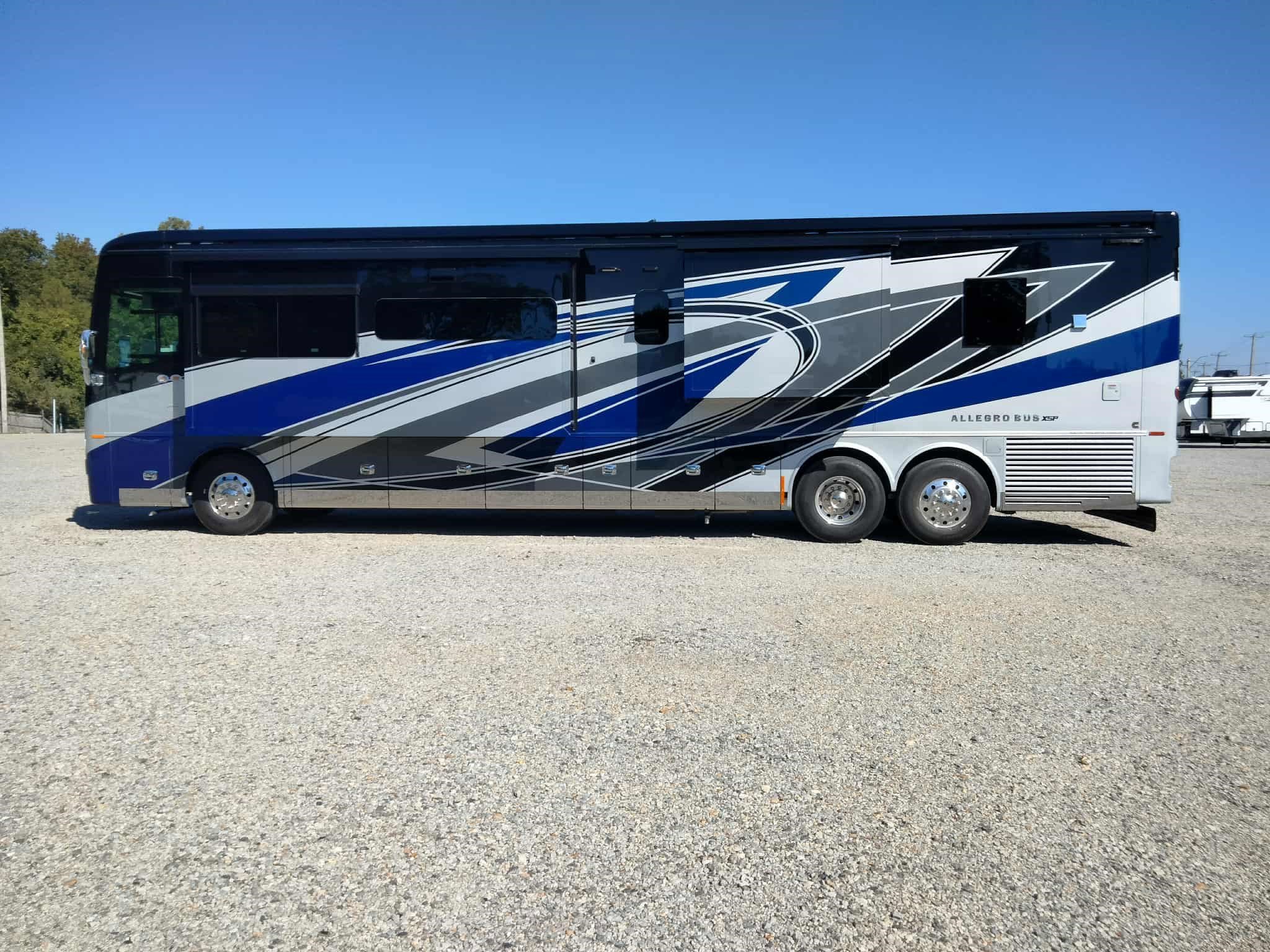 2026 TIFFIN ALLEGRO BUS 45 OPP - Image 8