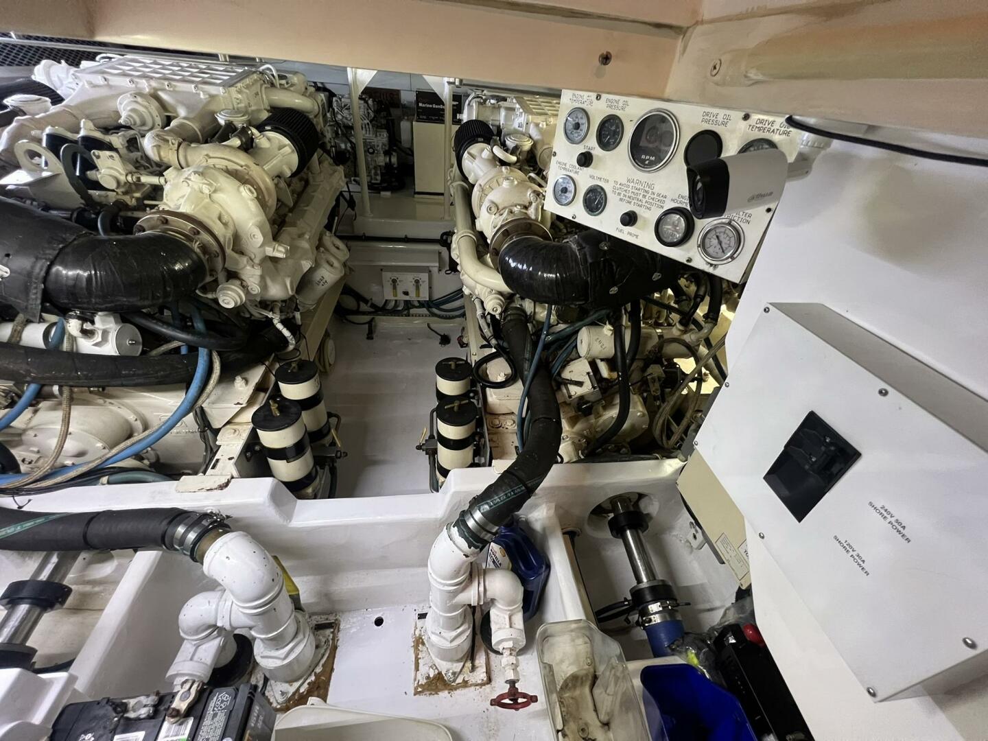 1999 Viking 60 CPMY - Image 71